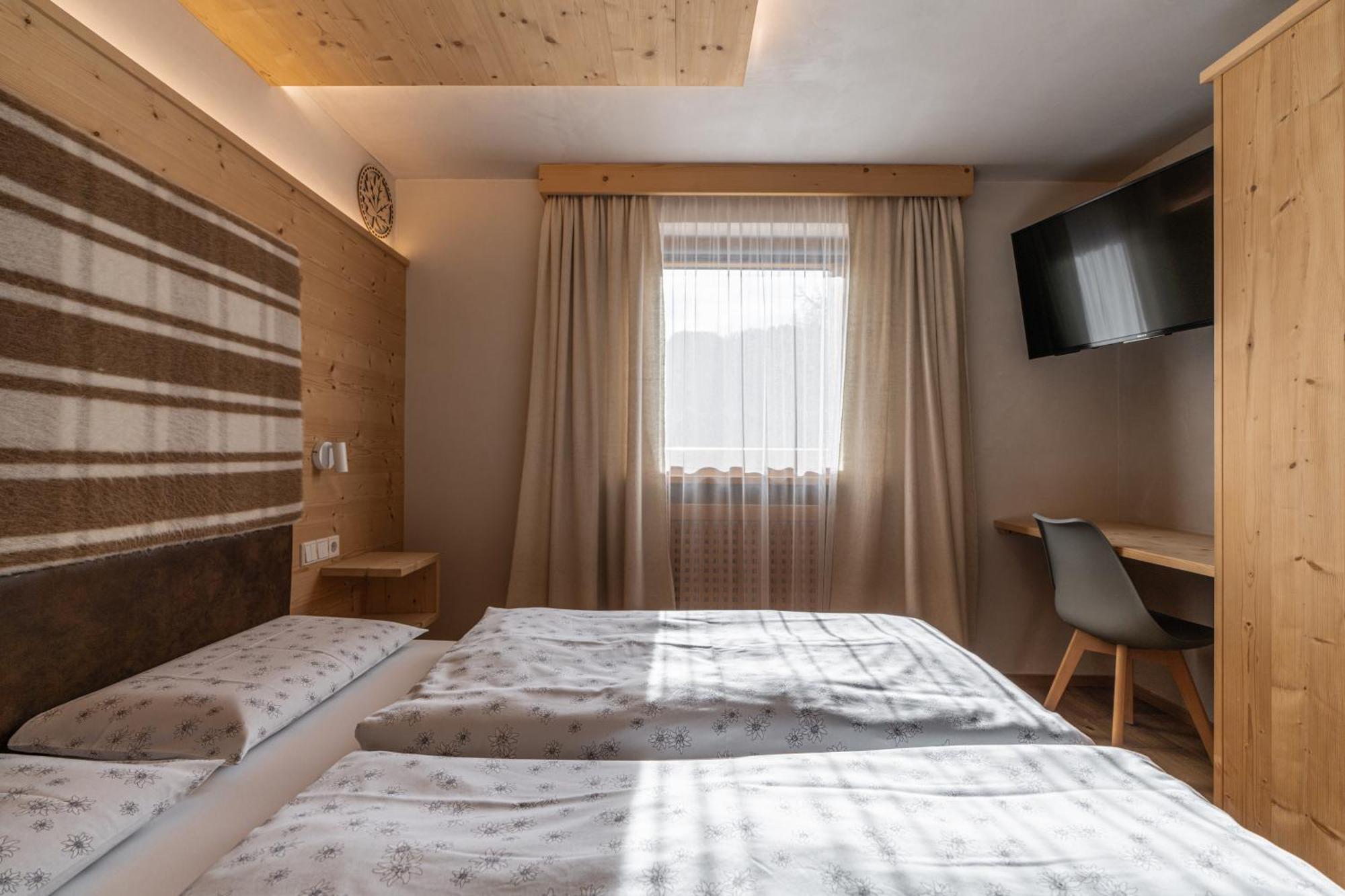Ciasa Iachin - Dolomites Dream Retreat Appartement Sankt Martin im Turm Buitenkant foto